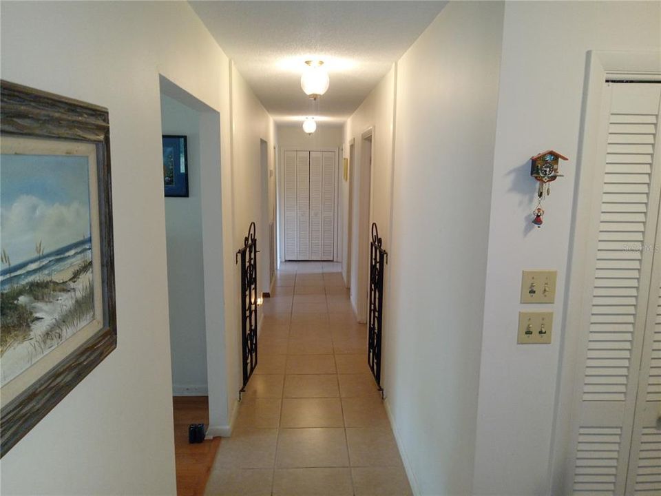For Sale: $985,000 (3 beds, 2 baths, 2300 Square Feet)