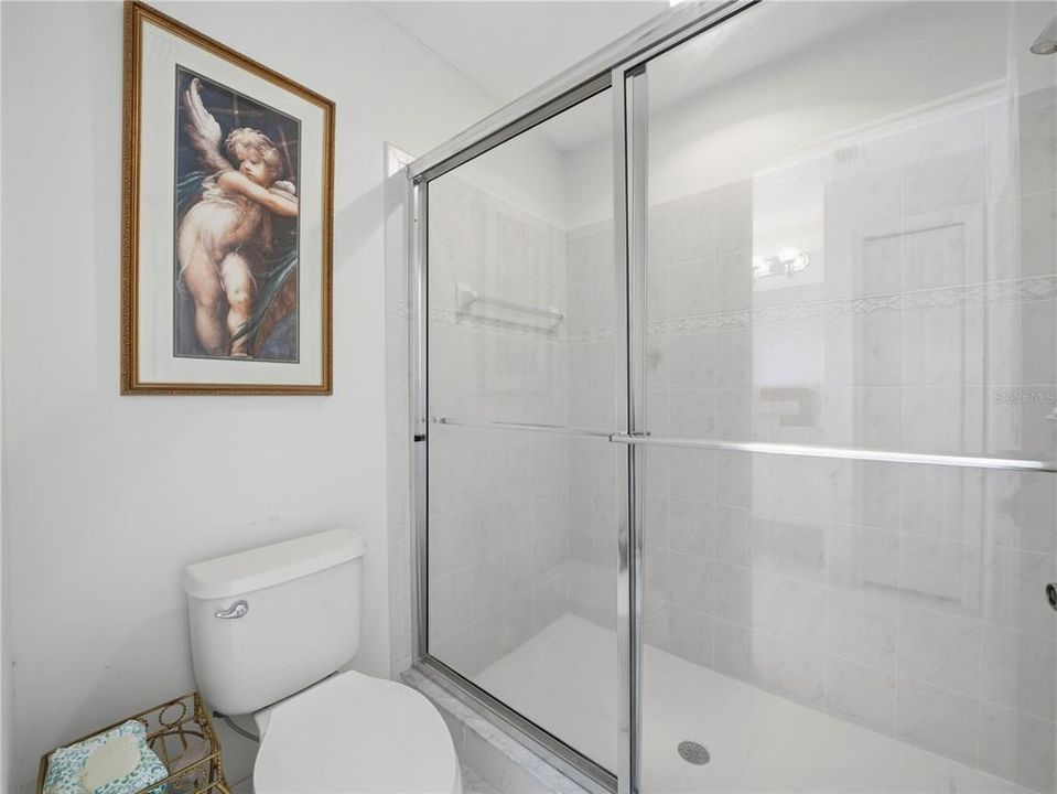 En Venta: $665,000 (3 camas, 3 baños, 2324 Pies cuadrados)