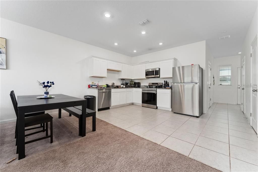 En Venta: $345,000 (3 camas, 2 baños, 1594 Pies cuadrados)