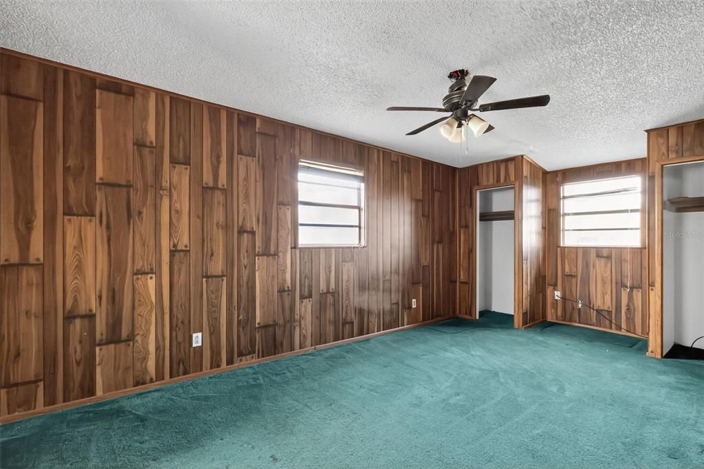 For Sale: $164,900 (3 beds, 1 baths, 815 Square Feet)