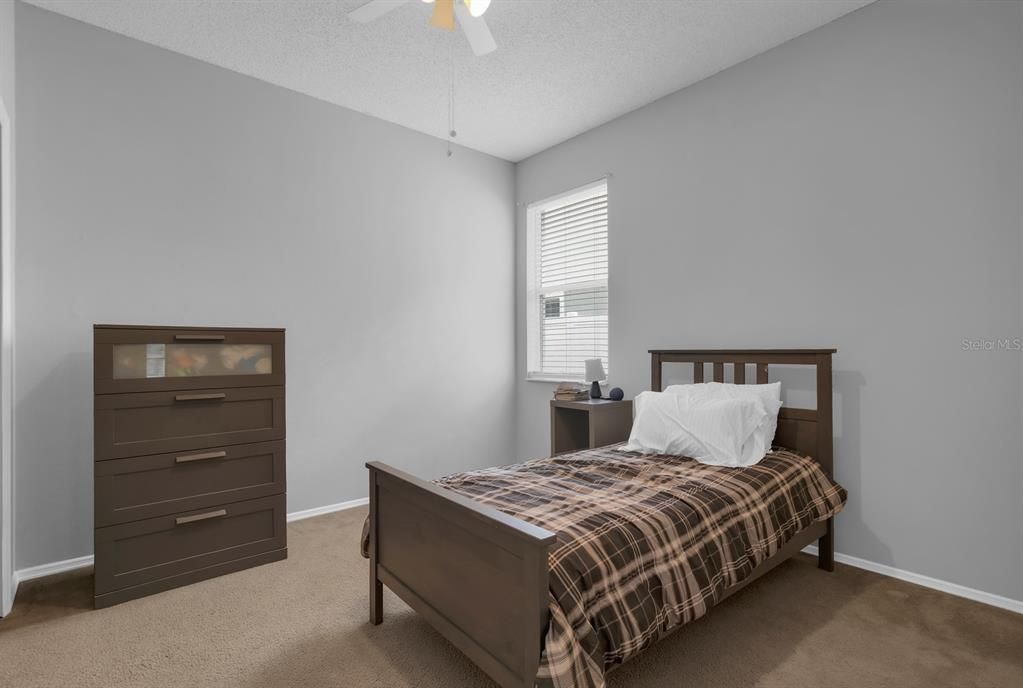 En Venta: $555,000 (4 camas, 3 baños, 2368 Pies cuadrados)