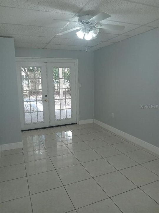 En Venta: $325,000 (3 camas, 2 baños, 1212 Pies cuadrados)