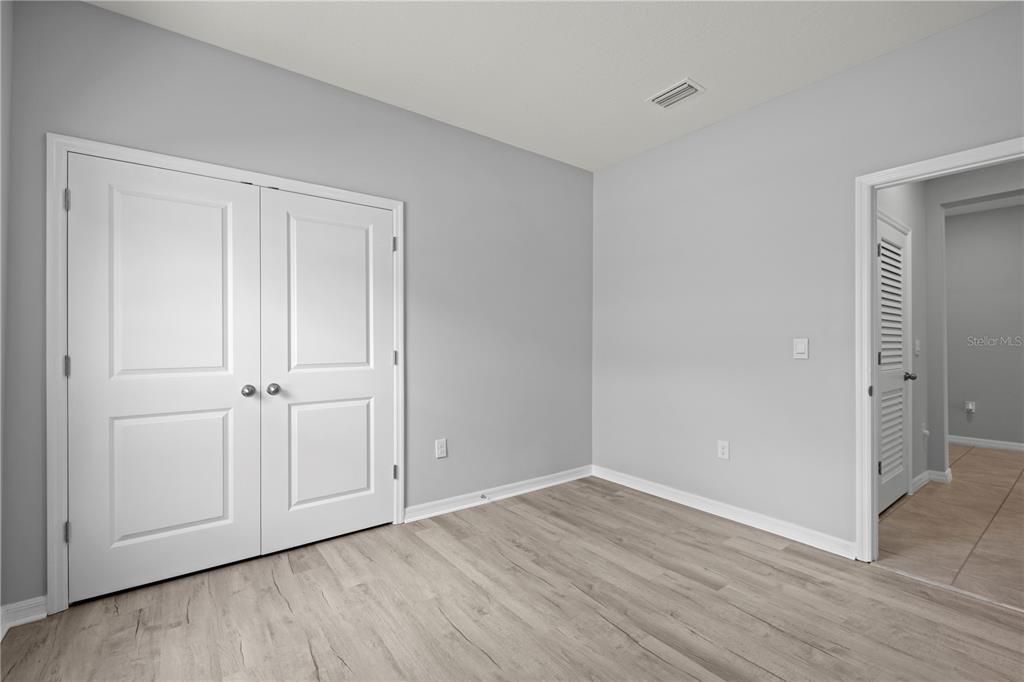 For Sale: $330,000 (4 beds, 2 baths, 1980 Square Feet)