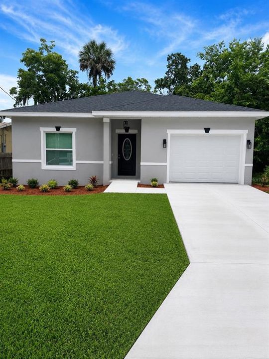 For Sale: $259,900 (3 beds, 2 baths, 1078 Square Feet)