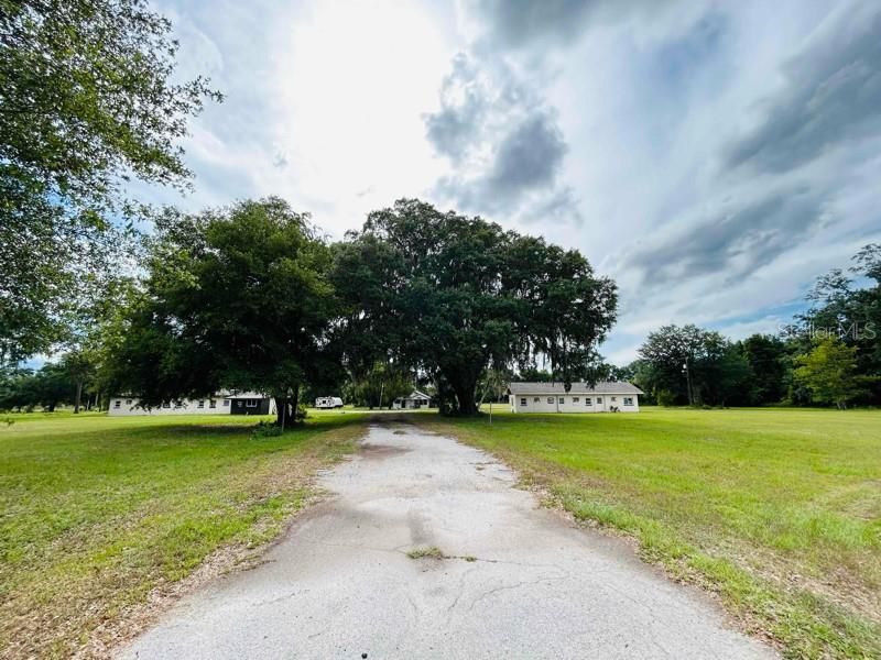 Recently Rented: $1,200 (1 beds, 1 baths, 400 Square Feet)