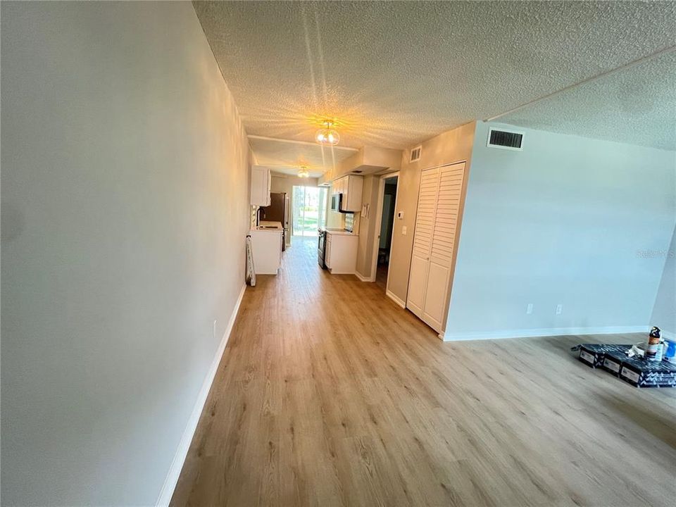 For Rent: $1,750 (1 beds, 1 baths, 790 Square Feet)