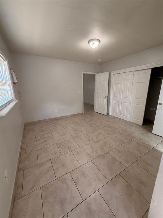 For Rent: $950 (1 beds, 1 baths, 540 Square Feet)