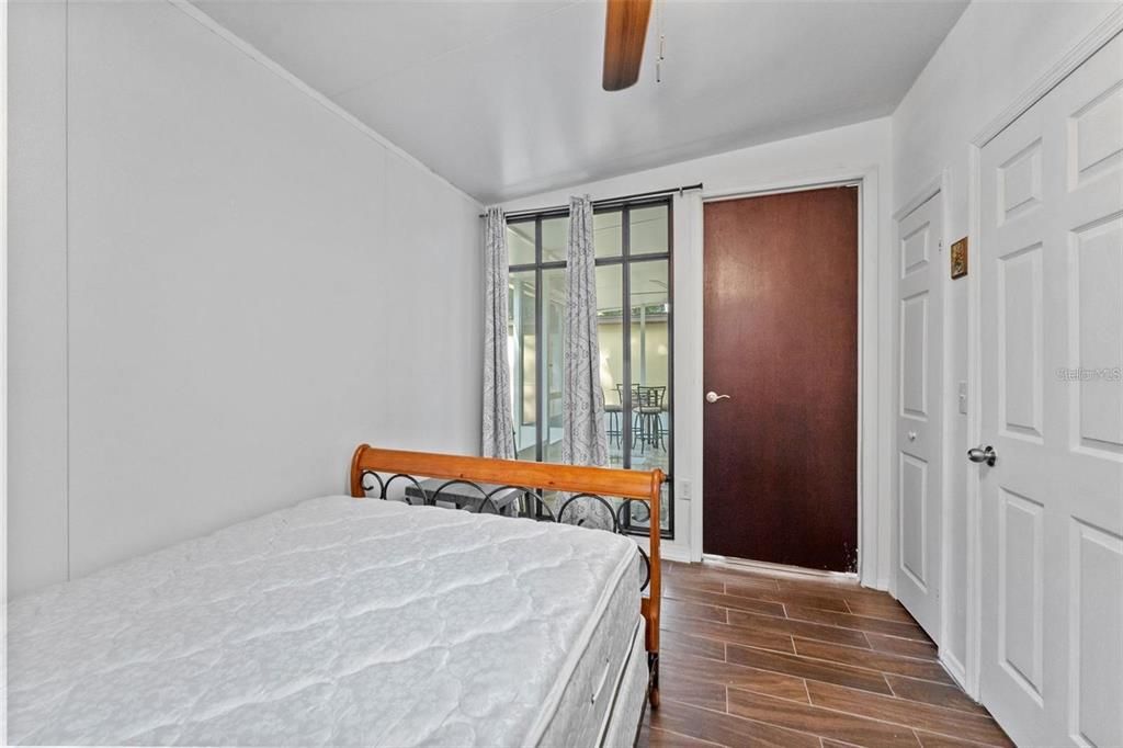 En Venta: $625,000 (4 camas, 2 baños, 2460 Pies cuadrados)