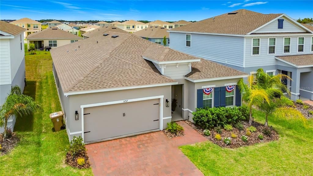 For Sale: $449,000 (3 beds, 3 baths, 2120 Square Feet)