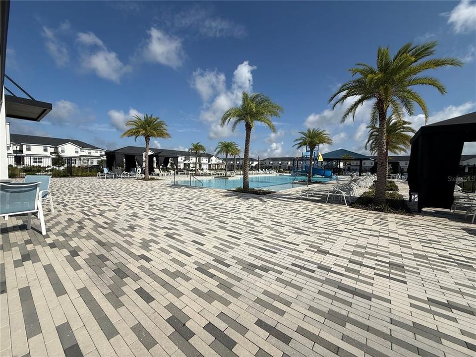 For Sale: $449,000 (3 beds, 3 baths, 2120 Square Feet)