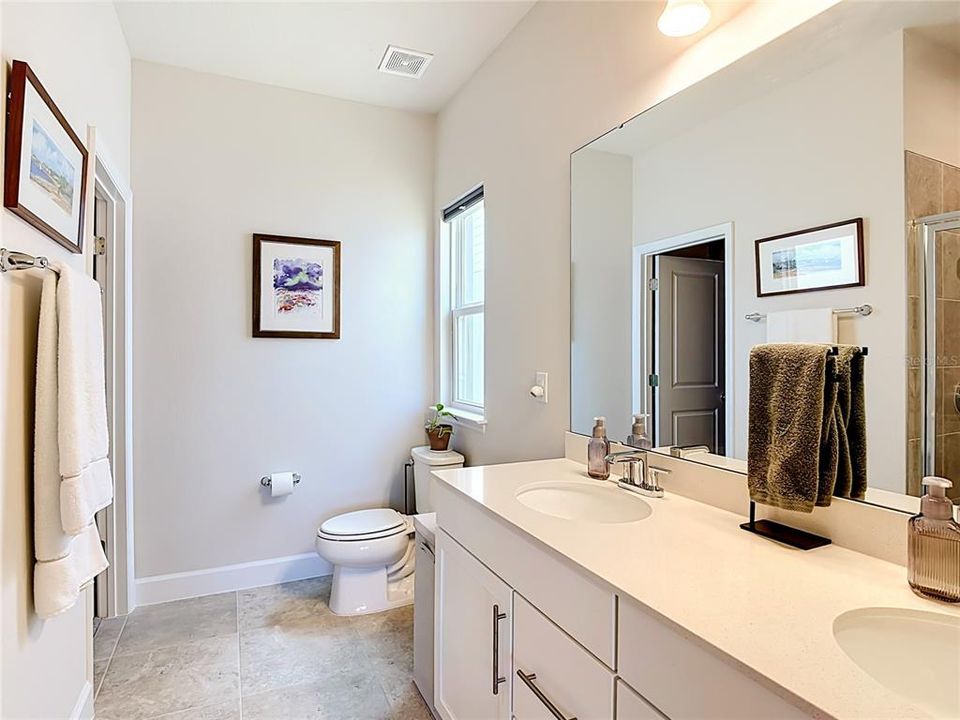 For Sale: $449,000 (3 beds, 3 baths, 2120 Square Feet)