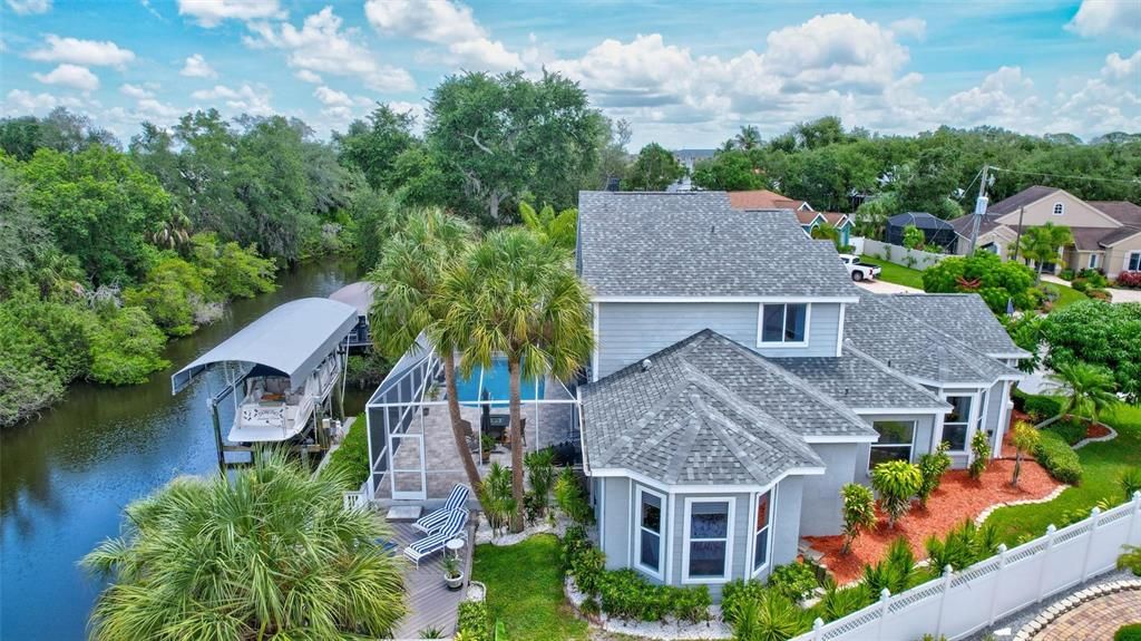 For Sale: $1,250,000 (4 beds, 2 baths, 2732 Square Feet)