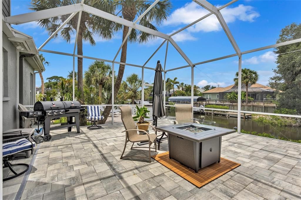 For Sale: $1,250,000 (4 beds, 2 baths, 2732 Square Feet)