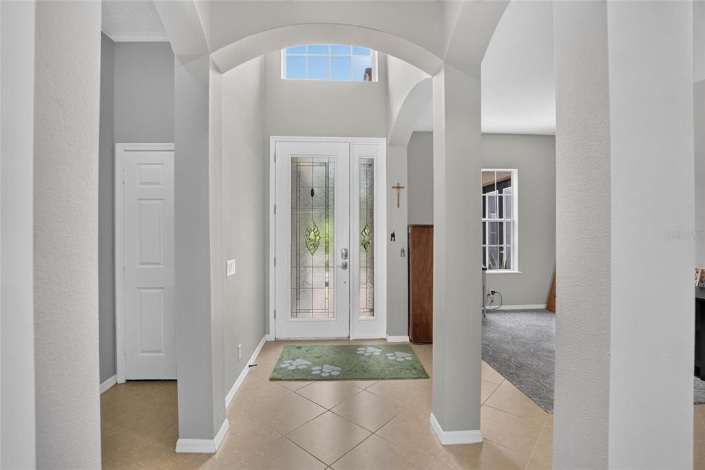 En Venta: $680,000 (4 camas, 3 baños, 3215 Pies cuadrados)