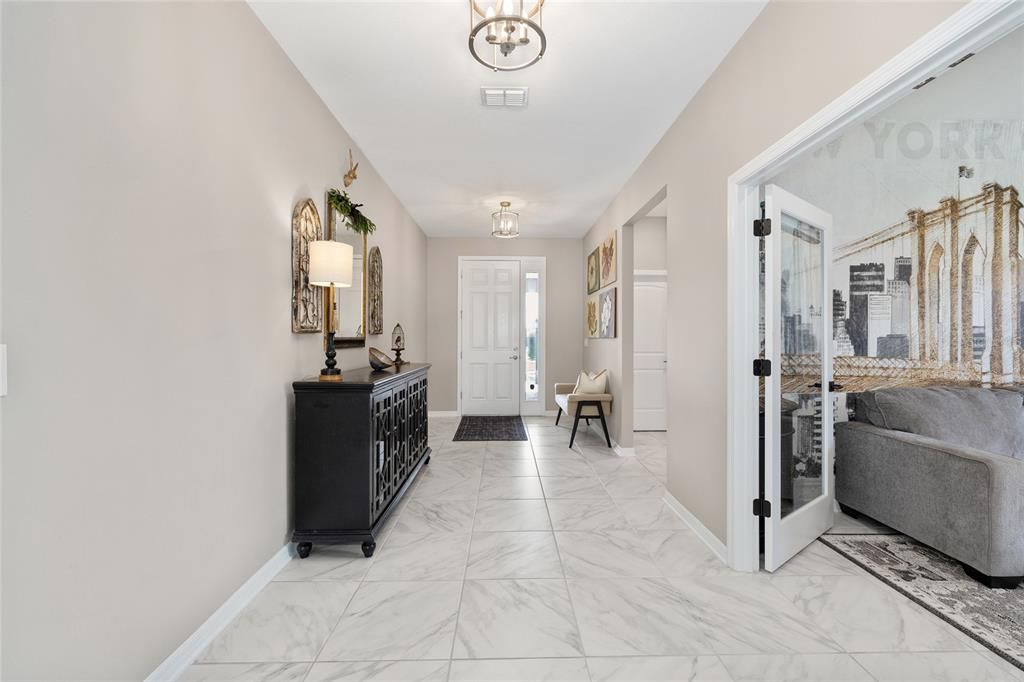 For Sale: $379,750 (2 beds, 2 baths, 1747 Square Feet)