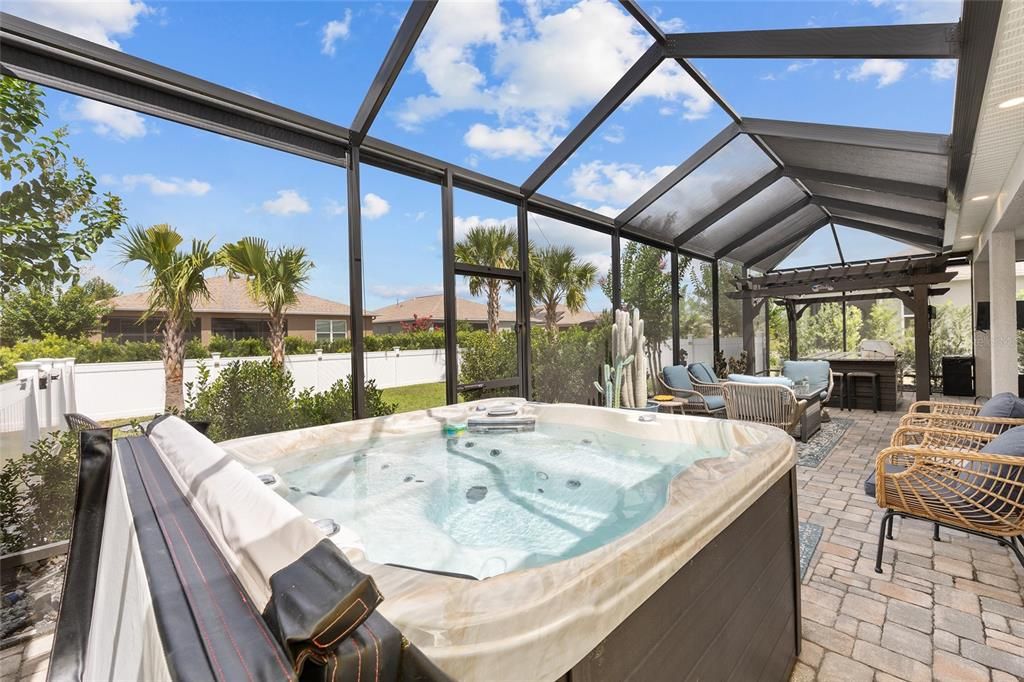 For Sale: $379,750 (2 beds, 2 baths, 1747 Square Feet)
