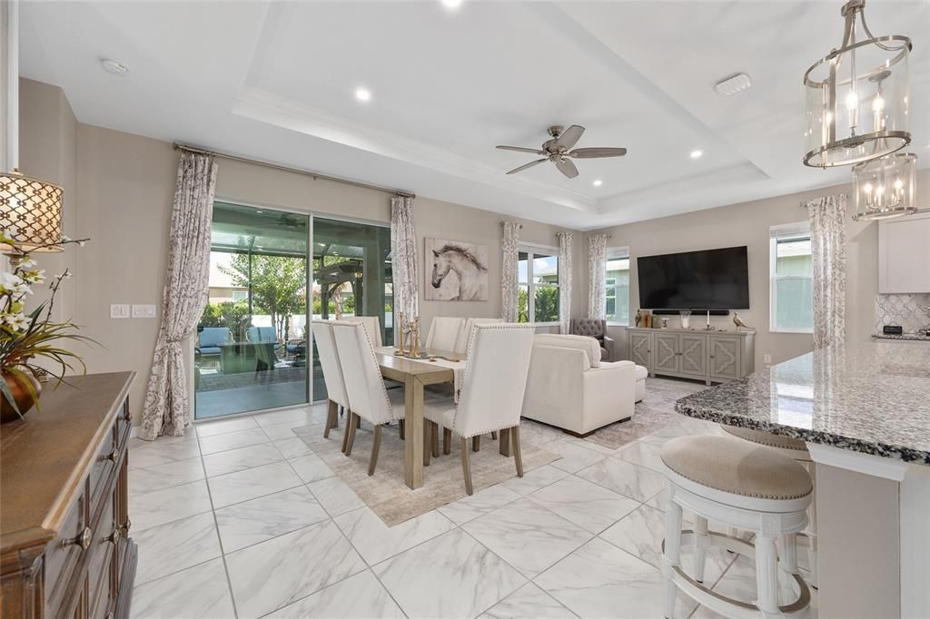 For Sale: $379,750 (2 beds, 2 baths, 1747 Square Feet)