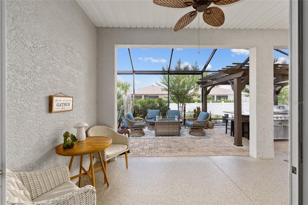 For Sale: $379,750 (2 beds, 2 baths, 1747 Square Feet)