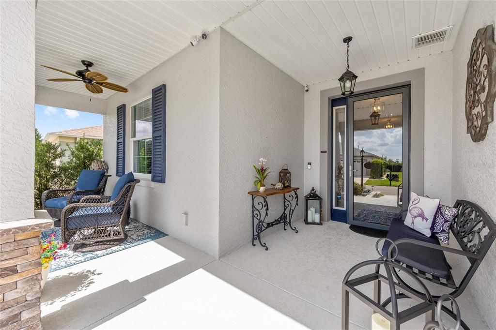 For Sale: $379,750 (2 beds, 2 baths, 1747 Square Feet)