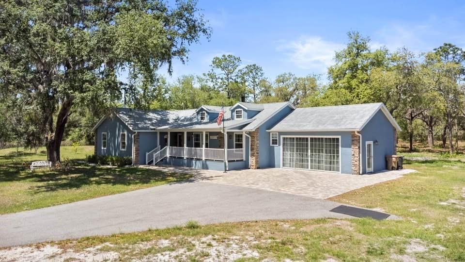 Recently Sold: $675,000 (4 beds, 2 baths, 2893 Square Feet)