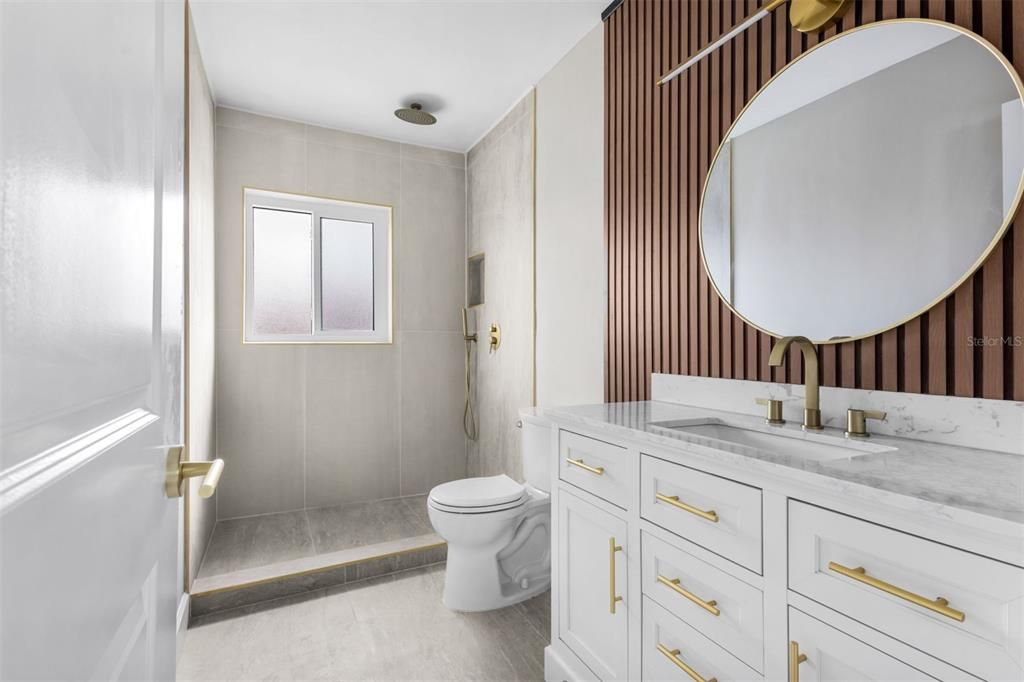 For Sale: $478,500 (3 beds, 3 baths, 1384 Square Feet)