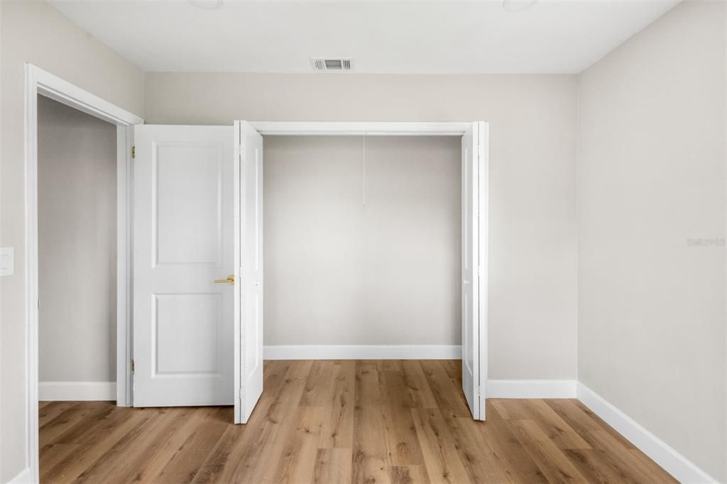 For Sale: $478,500 (3 beds, 3 baths, 1384 Square Feet)