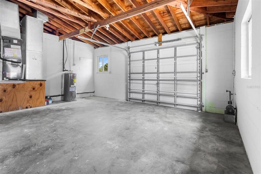 For Sale: $478,500 (3 beds, 3 baths, 1384 Square Feet)