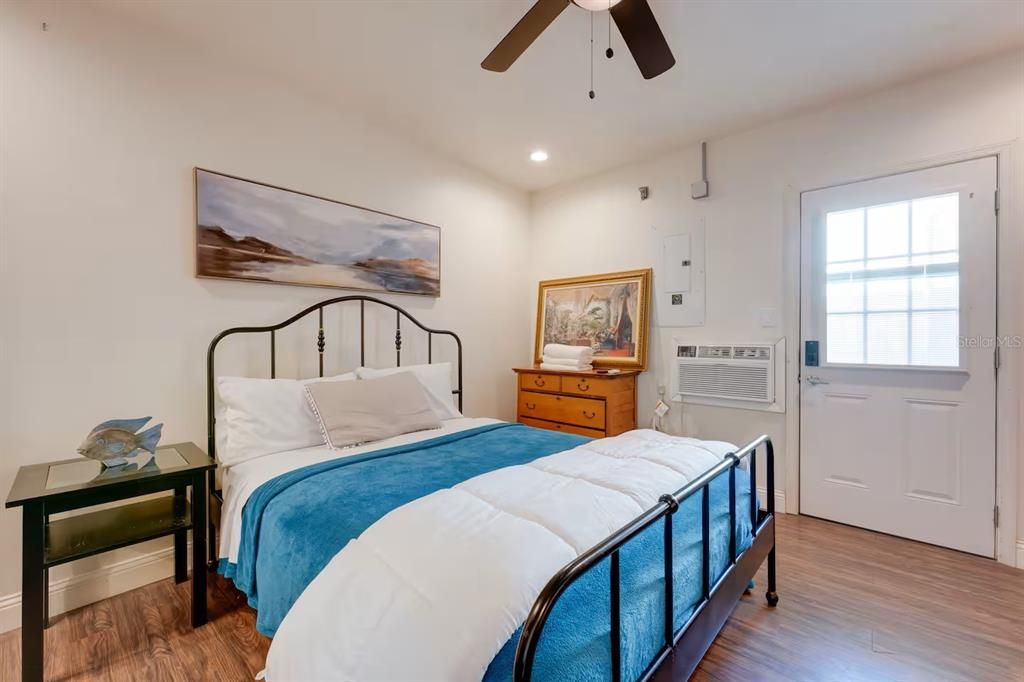 For Sale: $525,000 (4 beds, 0 baths, 1919 Square Feet)