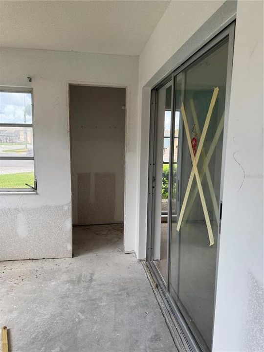 For Sale: $35,000 (1 beds, 1 baths, 704 Square Feet)