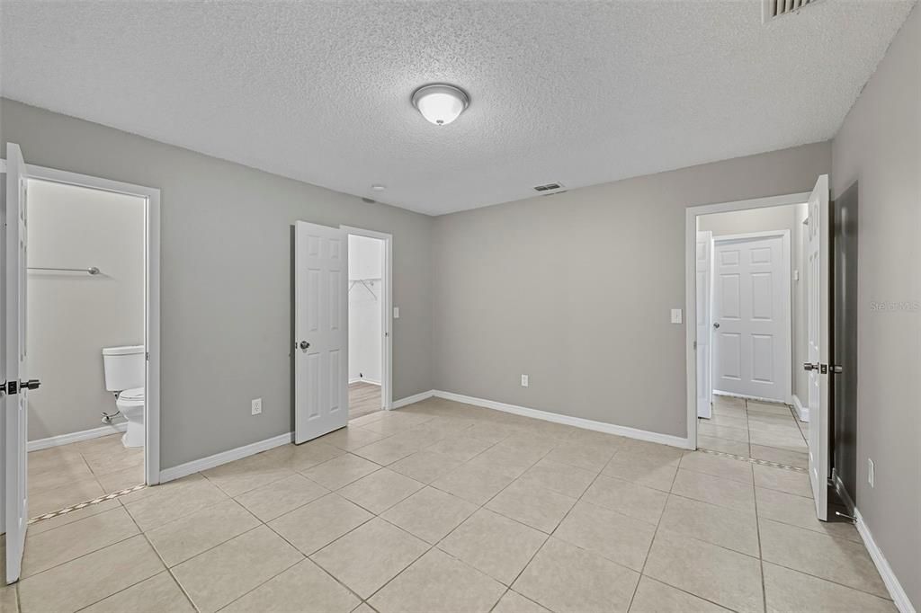 For Sale: $341,880 (3 beds, 2 baths, 1806 Square Feet)