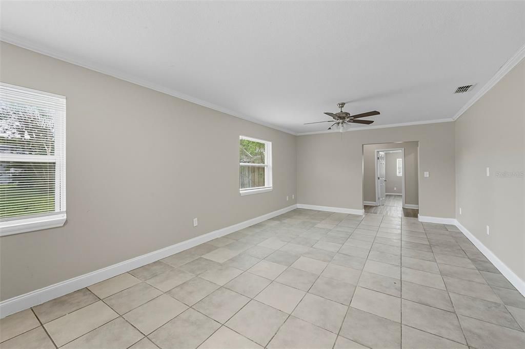 For Sale: $341,880 (3 beds, 2 baths, 1806 Square Feet)