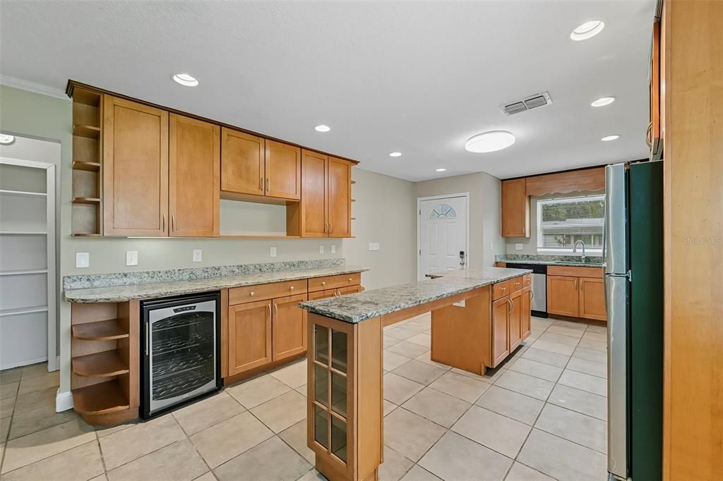 For Sale: $341,880 (3 beds, 2 baths, 1806 Square Feet)