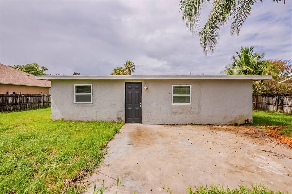 For Sale: $341,880 (3 beds, 2 baths, 1806 Square Feet)