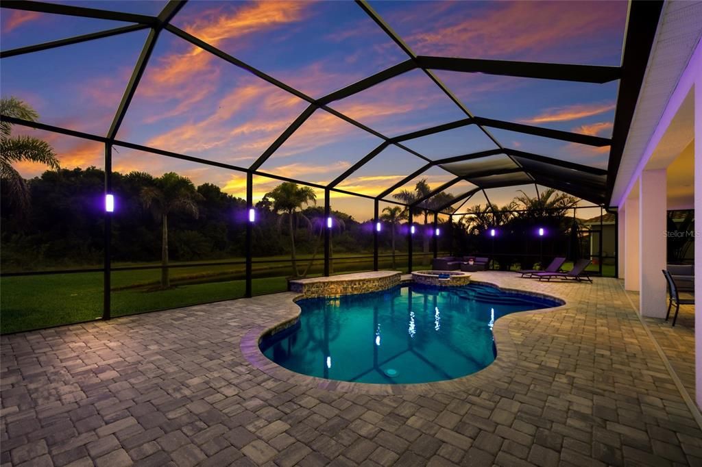 For Sale: $1,290,000 (8 beds, 4 baths, 5151 Square Feet)