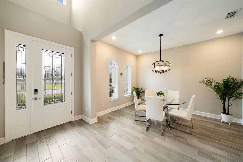 For Sale: $1,290,000 (8 beds, 4 baths, 5151 Square Feet)