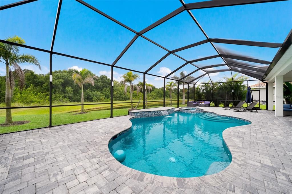For Sale: $1,290,000 (8 beds, 4 baths, 5151 Square Feet)