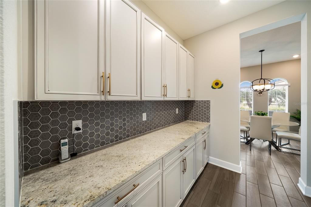 For Sale: $1,290,000 (8 beds, 4 baths, 5151 Square Feet)