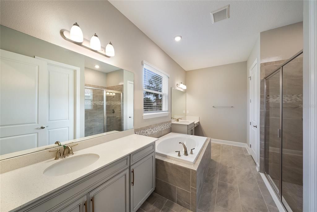 For Sale: $1,290,000 (8 beds, 4 baths, 5151 Square Feet)