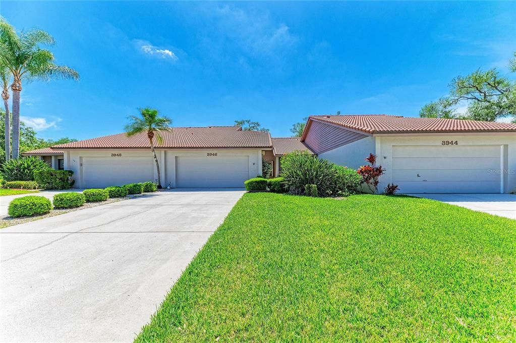 For Sale: $405,000 (3 beds, 2 baths, 1990 Square Feet)