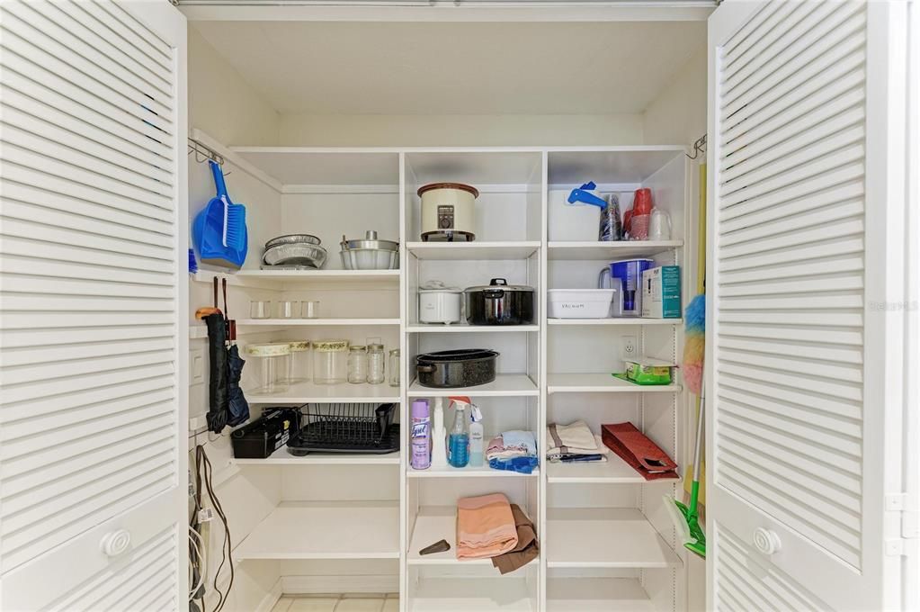 For Sale: $405,000 (3 beds, 2 baths, 1990 Square Feet)