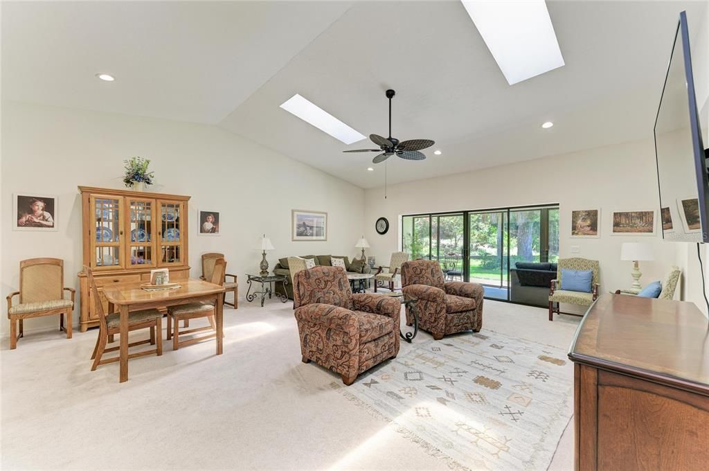 For Sale: $405,000 (3 beds, 2 baths, 1990 Square Feet)