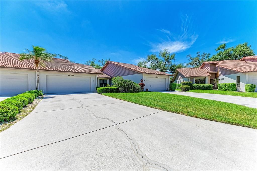 For Sale: $405,000 (3 beds, 2 baths, 1990 Square Feet)
