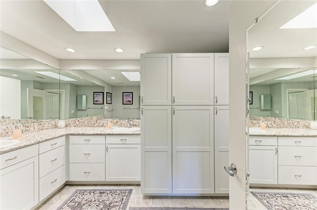 For Sale: $405,000 (3 beds, 2 baths, 1990 Square Feet)