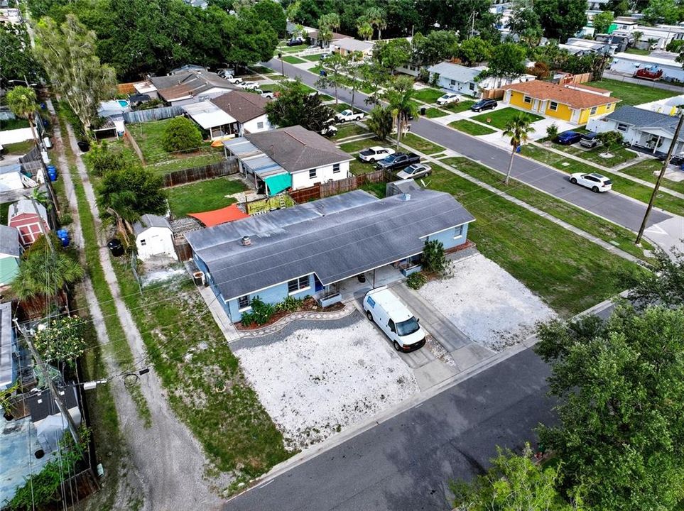 На продажу: $650,000 (6 спален, 0 ванн, 1901 Квадратных фут)