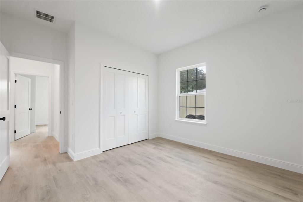 For Rent: $1,900 (4 beds, 2 baths, 1776 Square Feet)