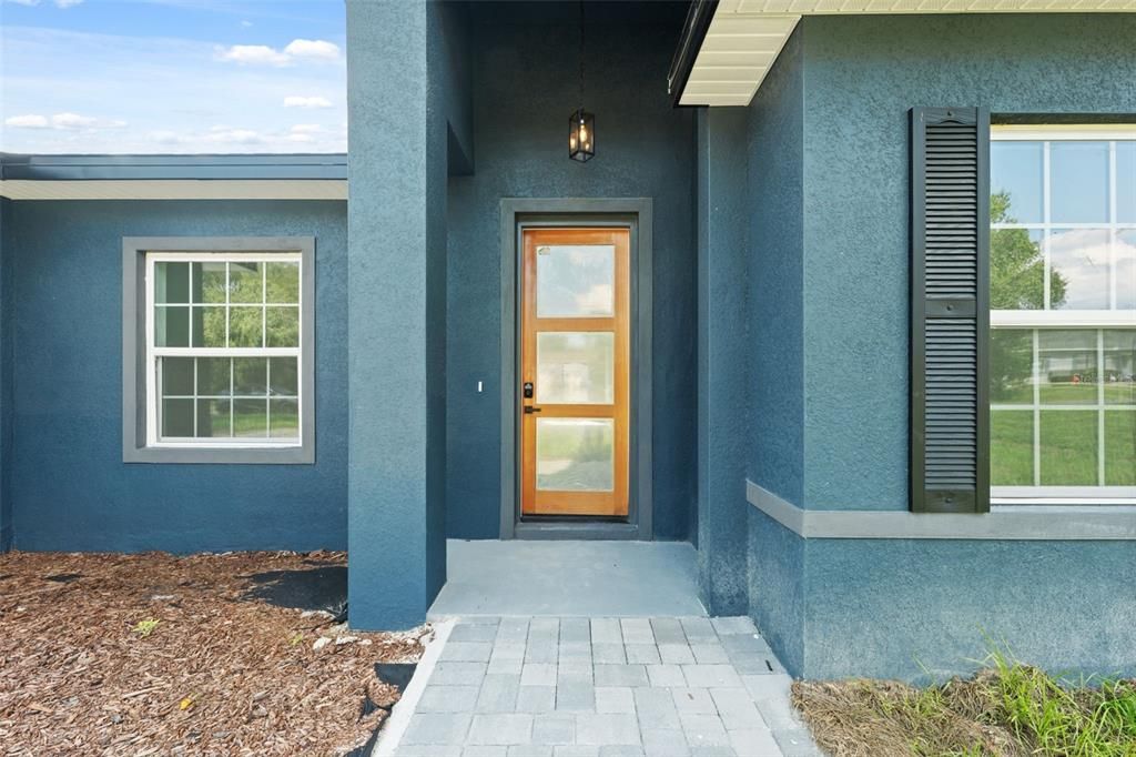 For Rent: $1,900 (4 beds, 2 baths, 1776 Square Feet)