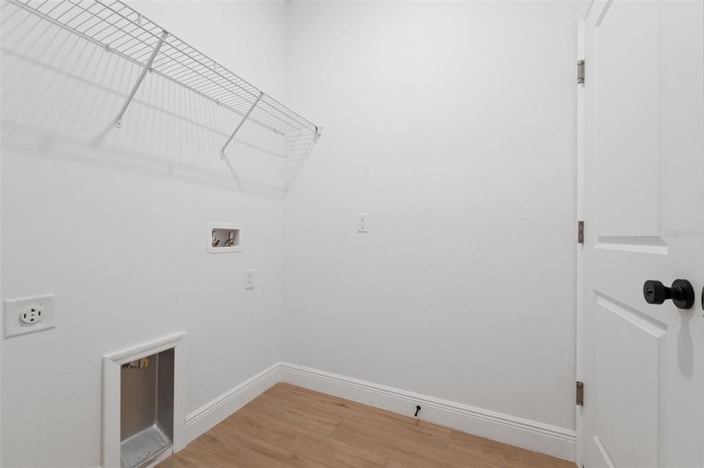 En Renta: $1,900 (4 camas, 2 baños, 1742 Pies cuadrados)
