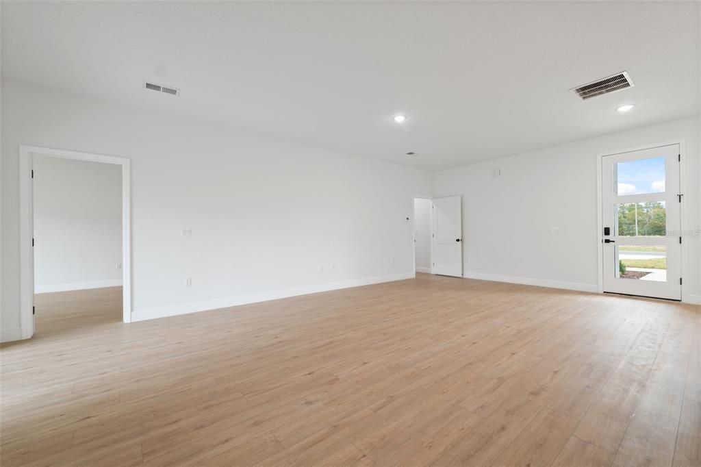 En Renta: $1,900 (4 camas, 2 baños, 1742 Pies cuadrados)