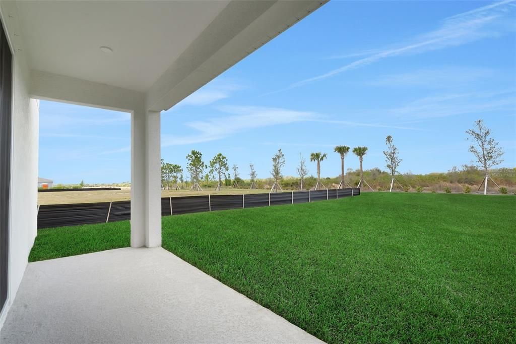 En Venta: $349,990 (4 camas, 3 baños, 2519 Pies cuadrados)