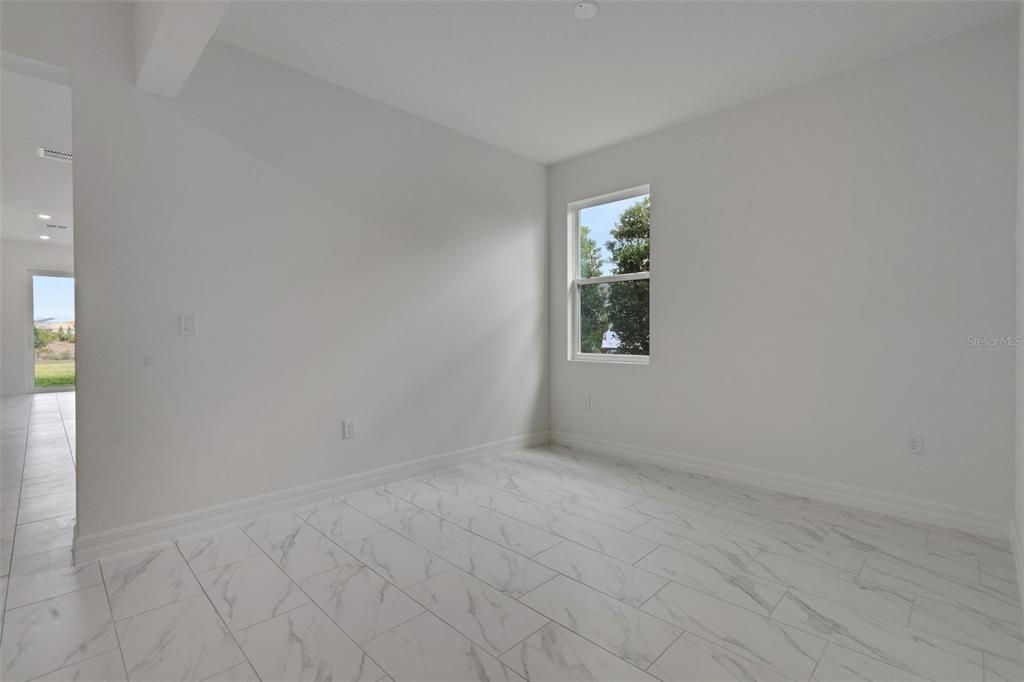 For Sale: $364,990 (4 beds, 3 baths, 2111 Square Feet)